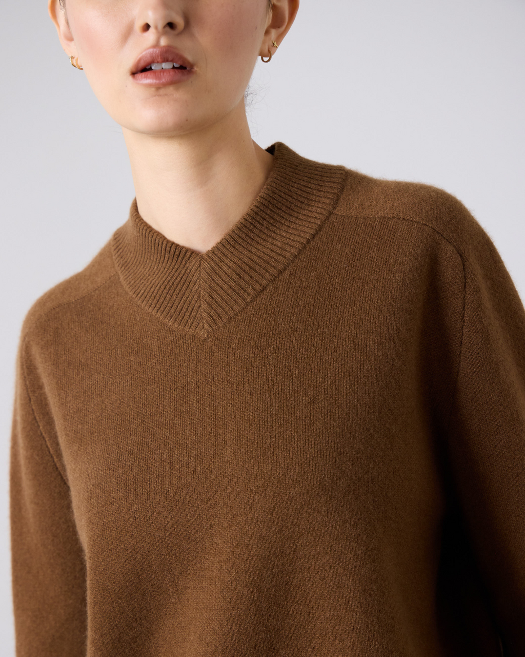 High V Neck Sweater Chestnut