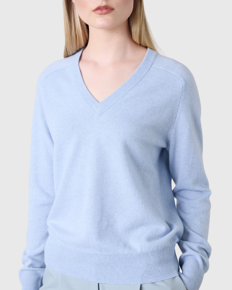 Amy Cashmere V-Neck Sky