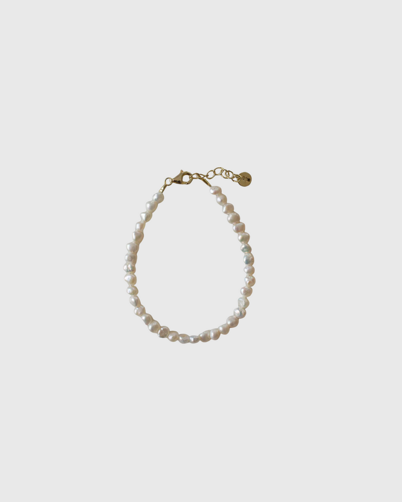 Pretty in Pearls Bracelet