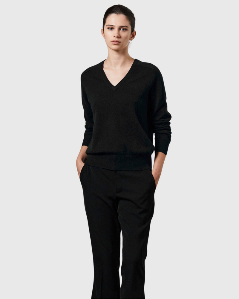 Amy Cashmere V-Neck Black