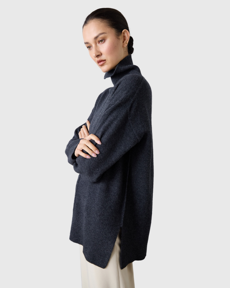 Leisa Knit Sweater Charcoal