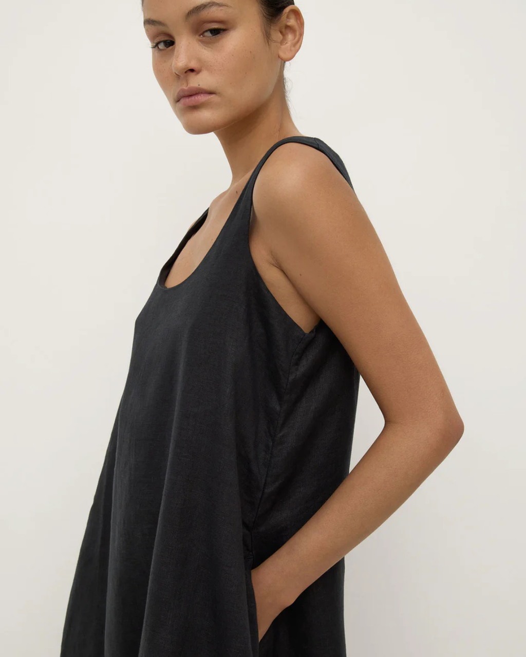 Maree Linen Midi Dress Black