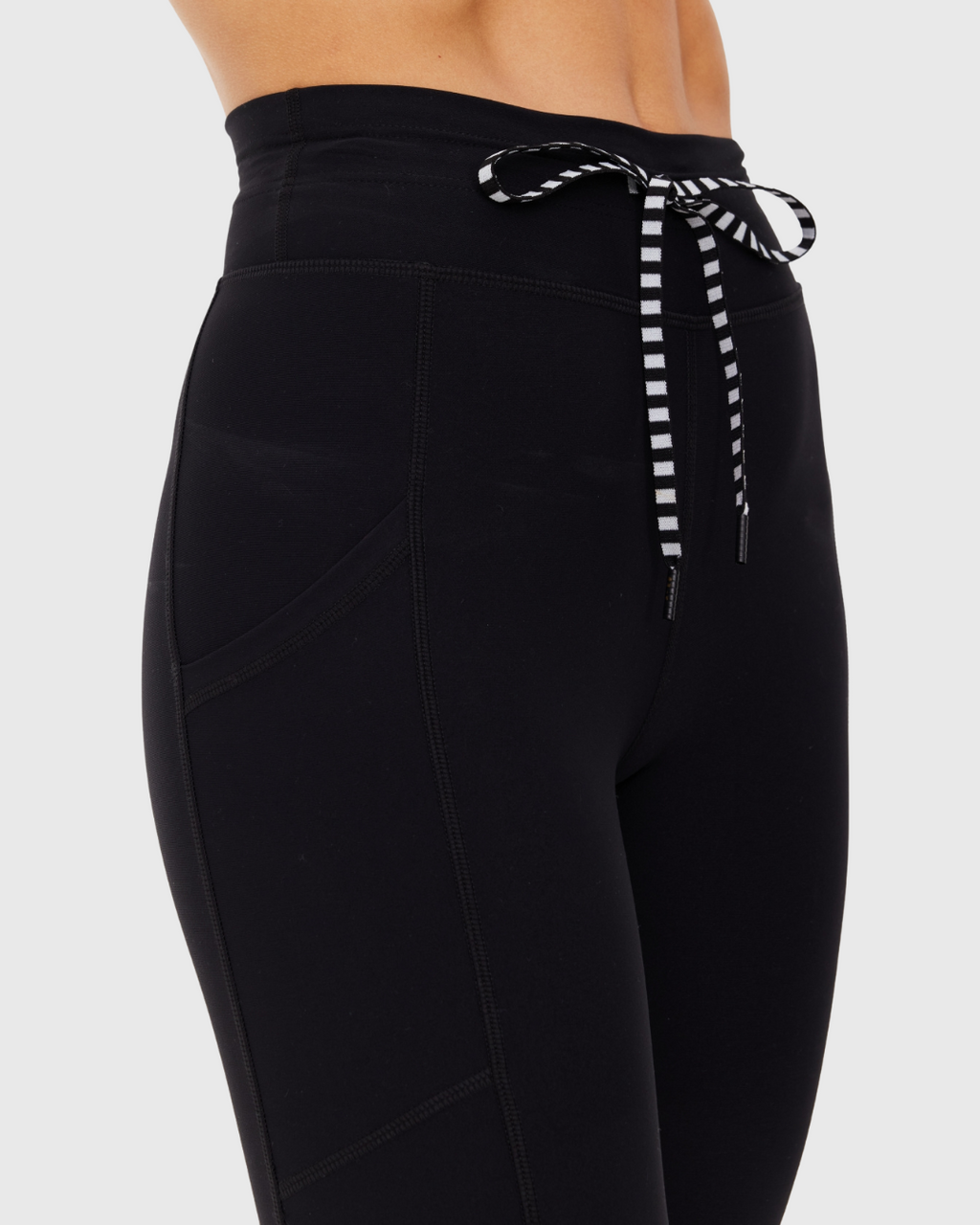 Peached 25in Pocket Midi Pant Black