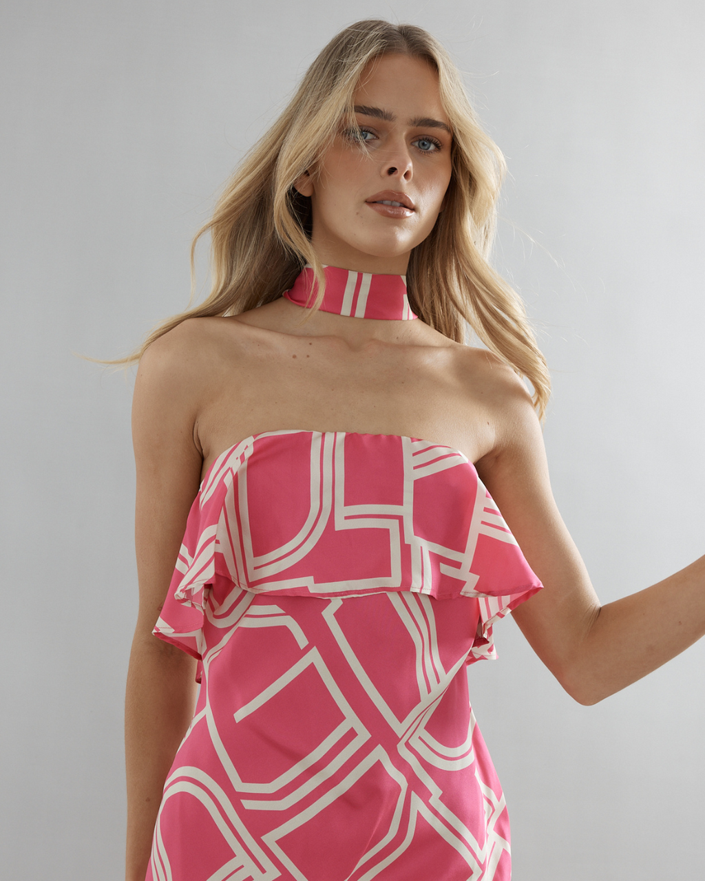 Goldie Gown Pint Abstract Silk