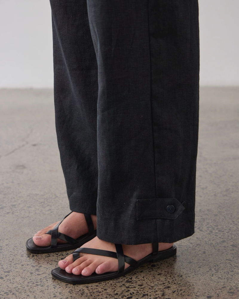 Tab Cuff Pant Black
