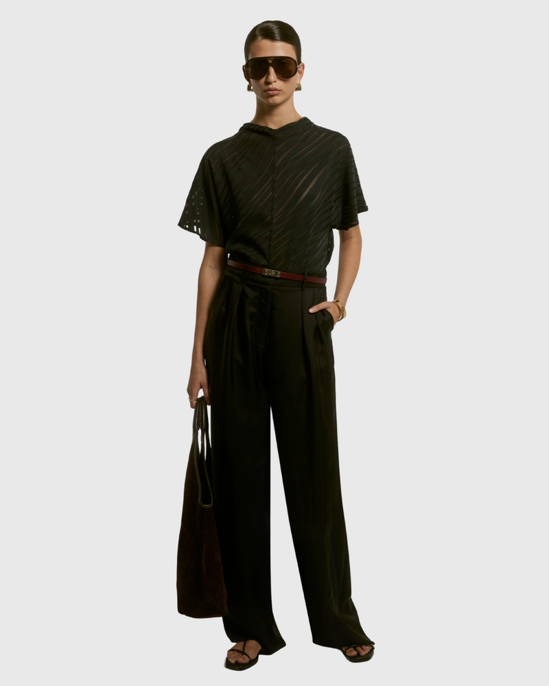 Totem Top Black