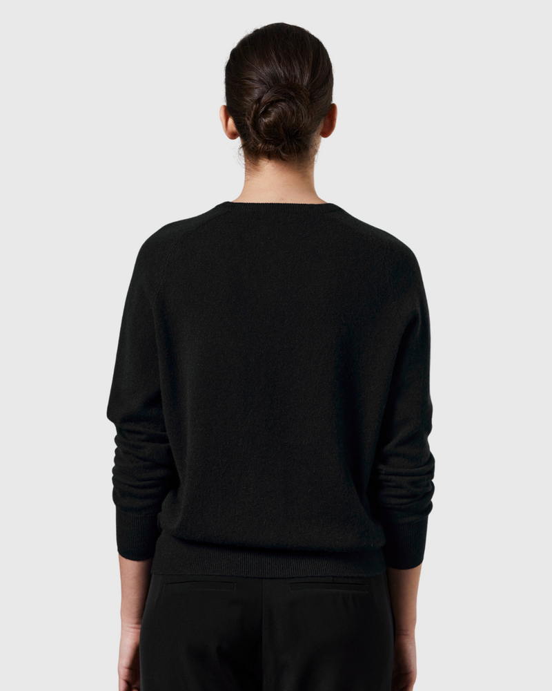 Amy Cashmere V-Neck Black