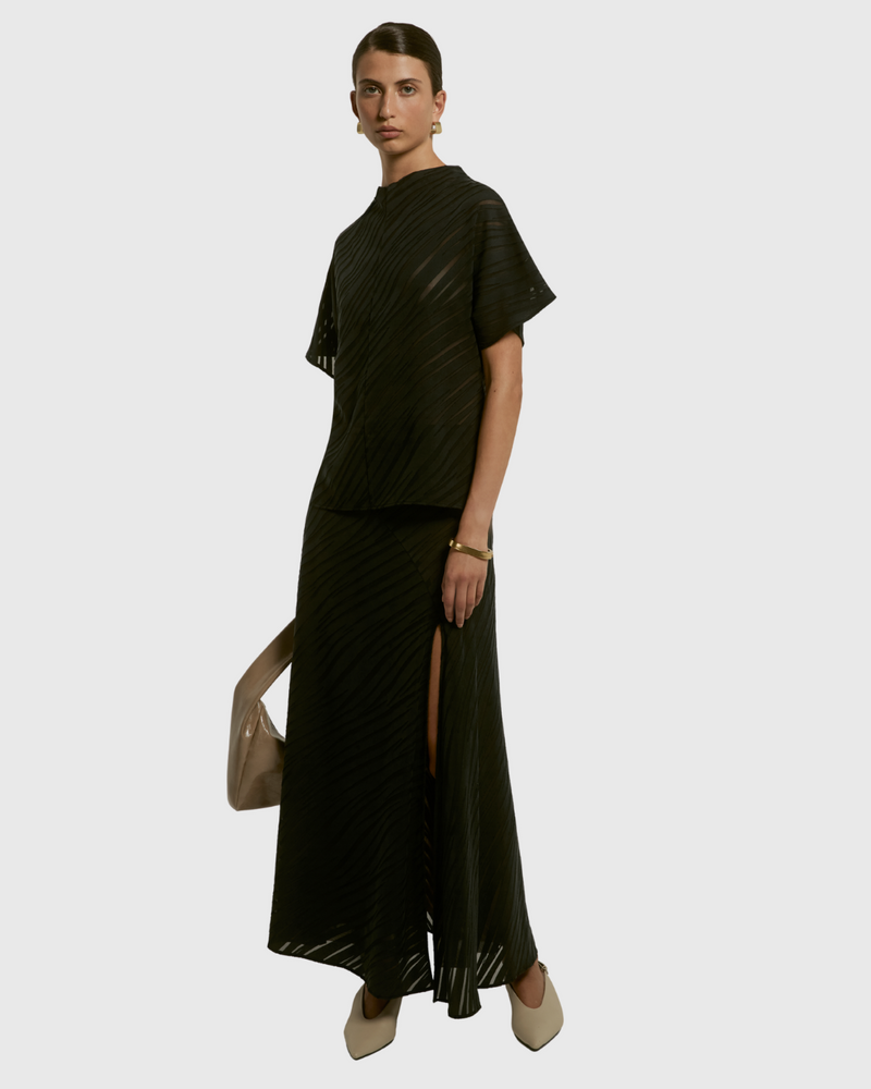Totem Top Black