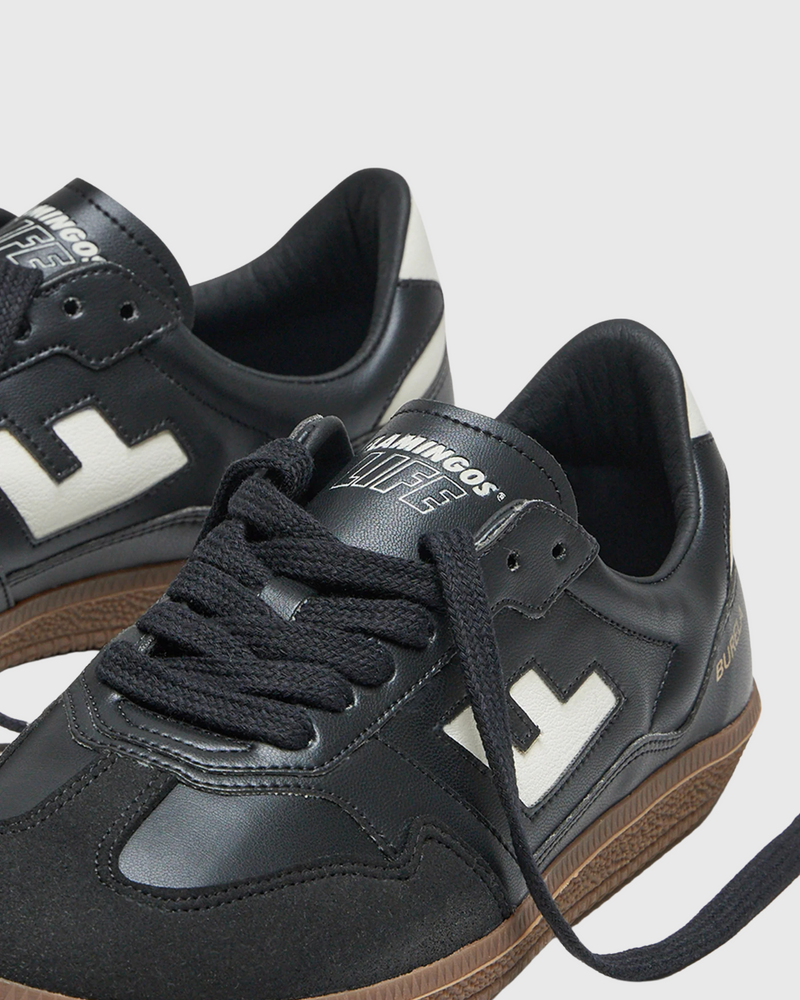 Burela Slim Black