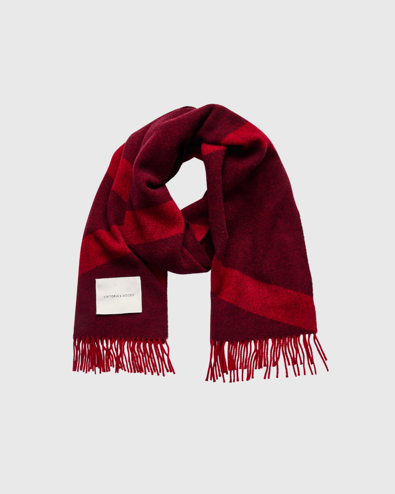 Snowdrift Scarf Sangria
